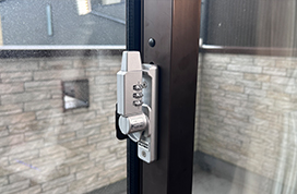 ダイヤル式クレセント錠